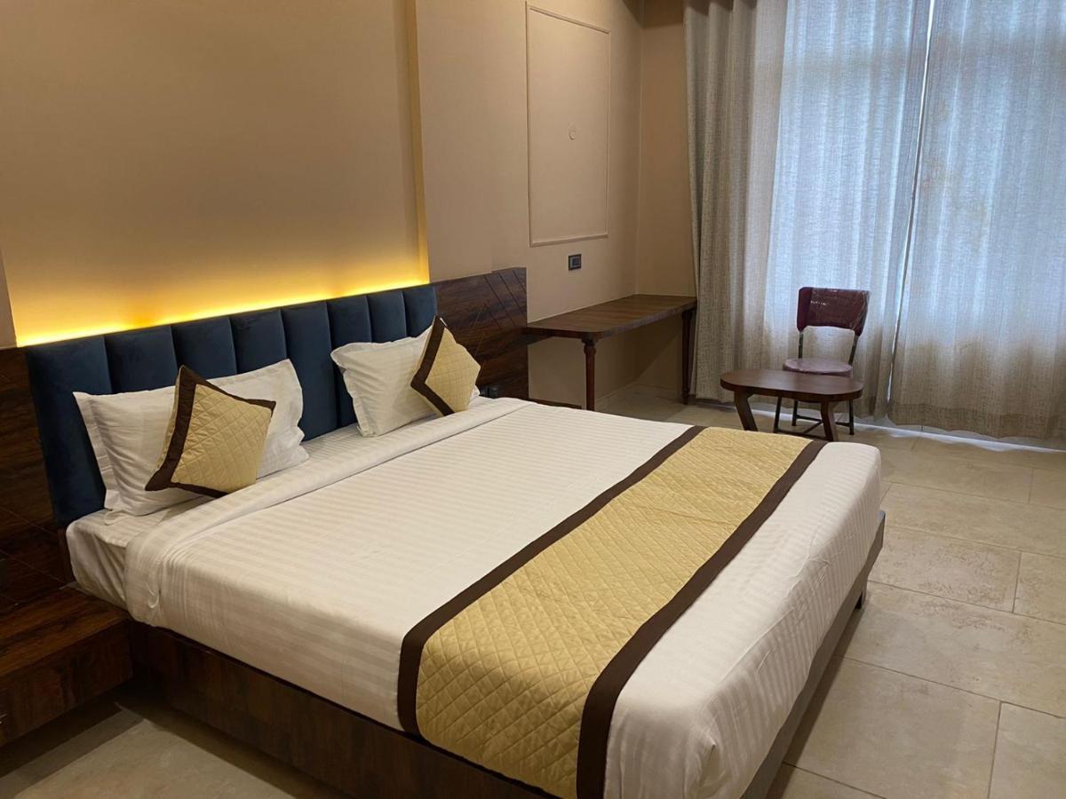 The Sarbati Palace Hotell Shāhpura Eksteriør bilde